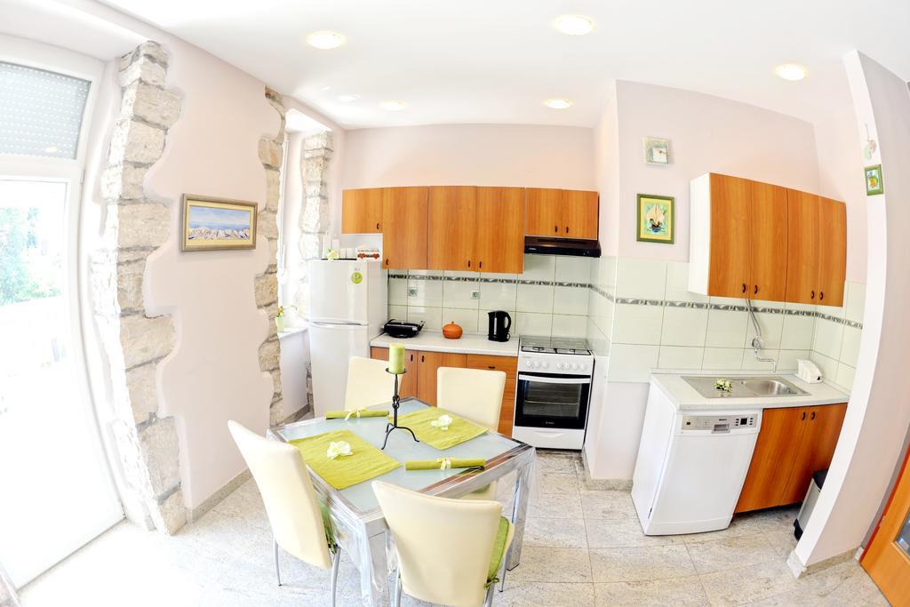 Apartman Harmony Appartement Pula Buitenkant foto