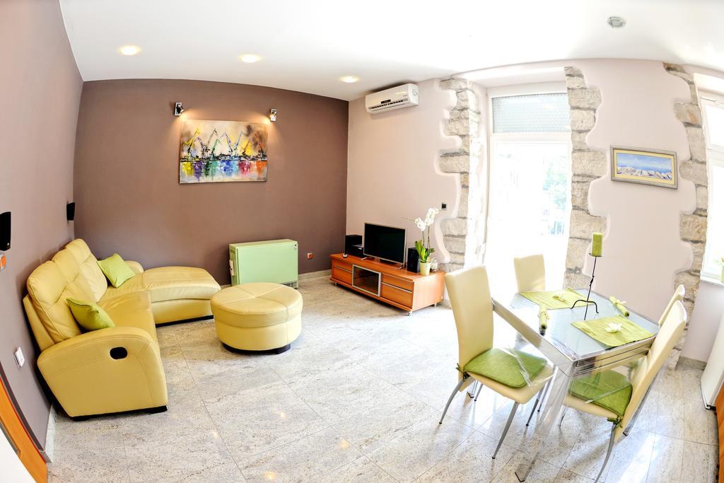 Apartman Harmony Appartement Pula Buitenkant foto